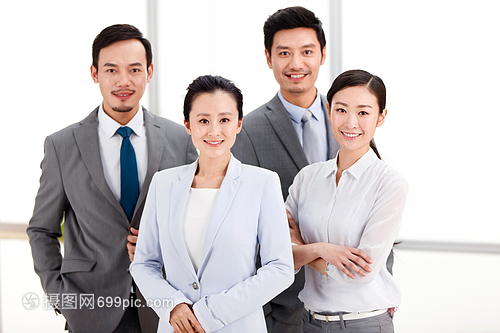 雙手緊握東方商務團隊 專業套裝服務，助力企業騰飛